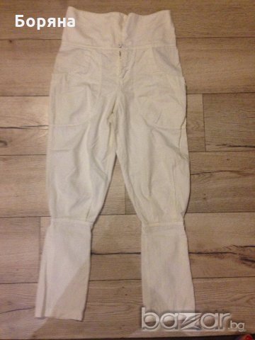 Продавам много хубав модел дамски панталон