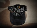 Страхотна нова шапка, снимка 1 - Шапки - 13866086