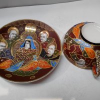 Японски порцеланови чаши с чинийки за чай, снимка 1 - Антикварни и старинни предмети - 23039664