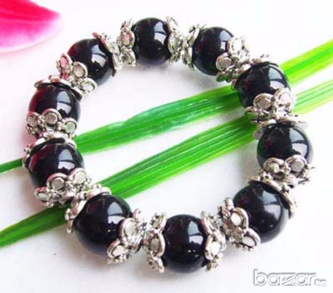 Гривна от тибетско сребро с черен ахат, снимка 1