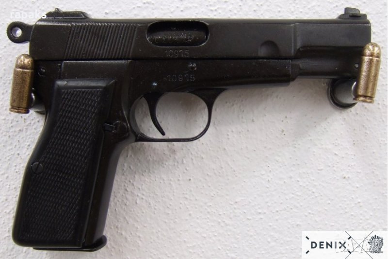 Пистолет Браунинг / Browning HP or GP35 Реплика на револвер, снимка 1