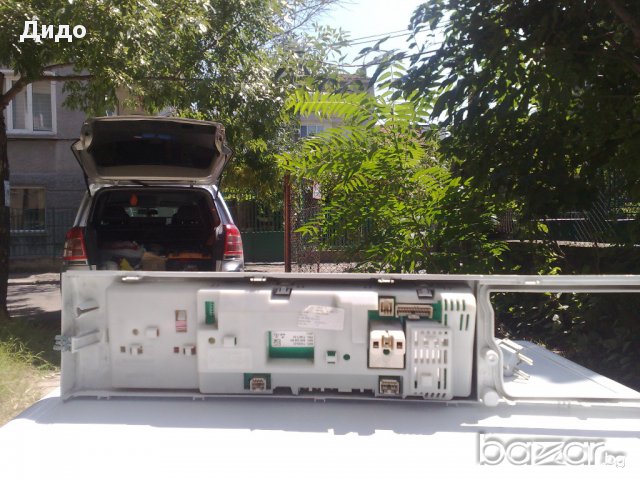 Продавам управляваща горна платка с предният панел за пералня сименс, снимка 3 - Друга електроника - 11723580