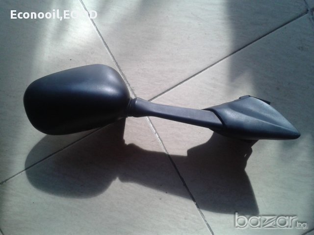 Огледало дясно Yamaha FZ6, снимка 2 - Части - 16531531