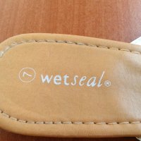 Wet Seal - дамски чехли, снимка 3 - Чехли - 22671626
