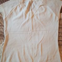 Дамска лятна блуза, снимка 1 - Тениски - 24660912