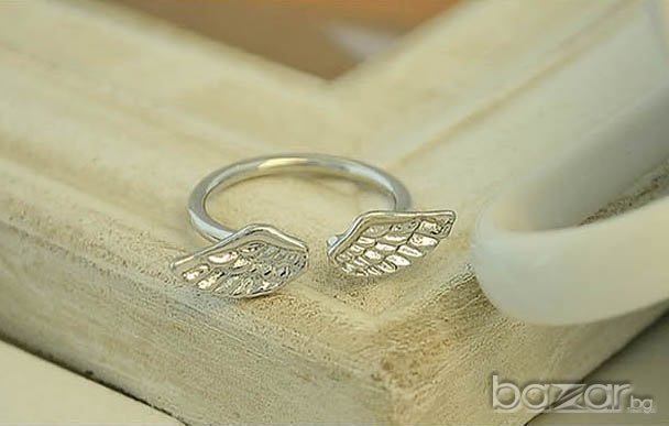 Малко пръстенче "Ангелски криле"/А-42/ В наличност два цвята, снимка 1