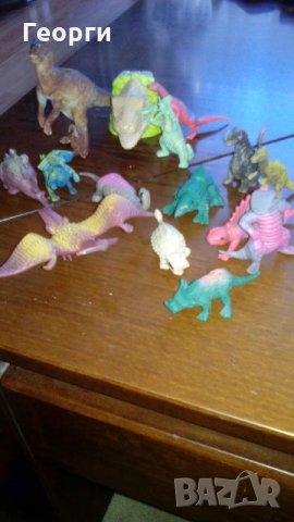 Динозаври лот