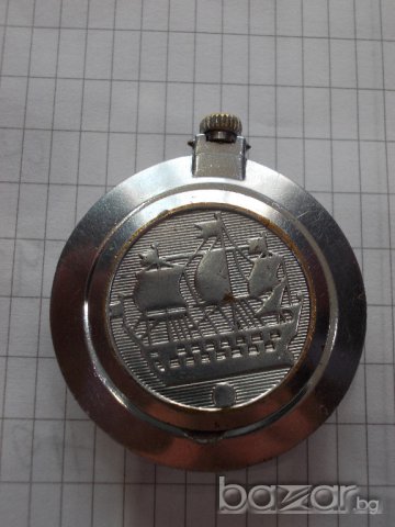джобен часовник Ракета , снимка 1 - Антикварни и старинни предмети - 15494475