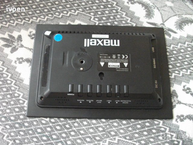 Цифрова фоторамка, снимка 2 - Друга електроника - 24288941