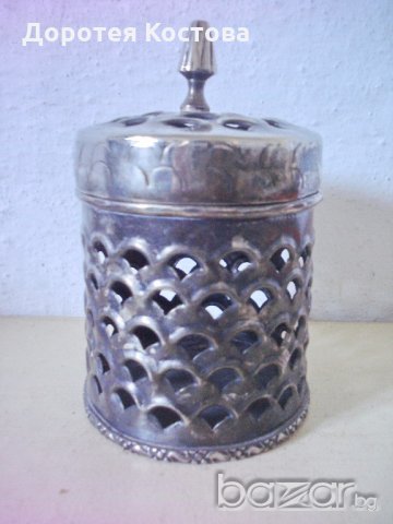 Стара посребрена кутия с капак, снимка 2 - Антикварни и старинни предмети - 19209628