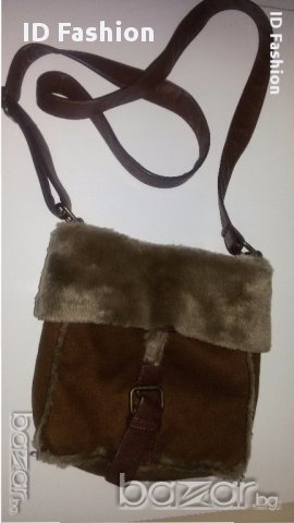 Готина чантичка през рамо, снимка 2 - Чанти - 15767309