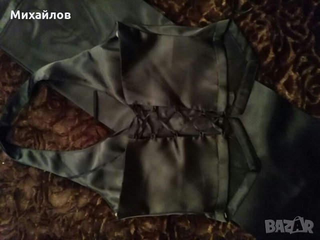 Сатенен костюм