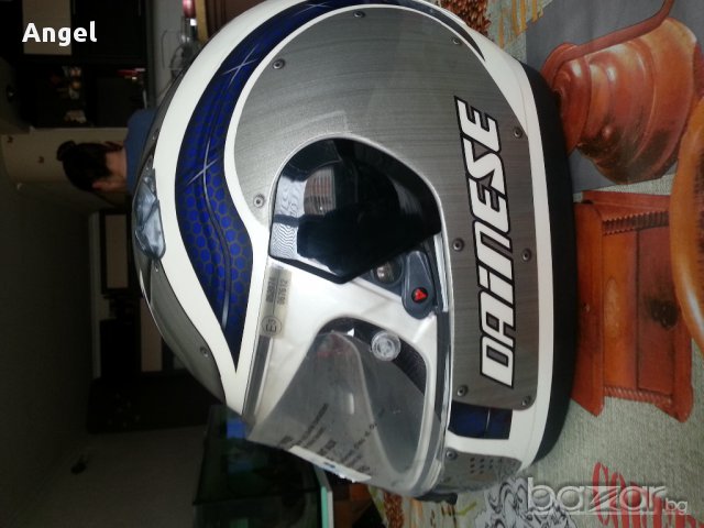 Нова каска Dainese