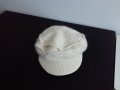 Дамска шапка, снимка 1 - Шапки - 9932842