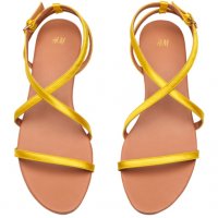 Нови жълти равни сандали н. 41- 42, снимка 1 - Сандали - 23210744