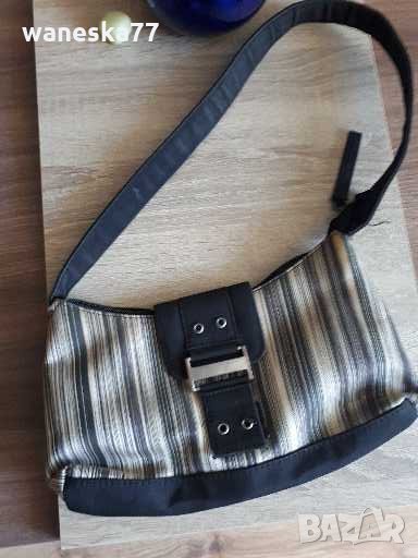 Малка симпатична чантичка, снимка 1