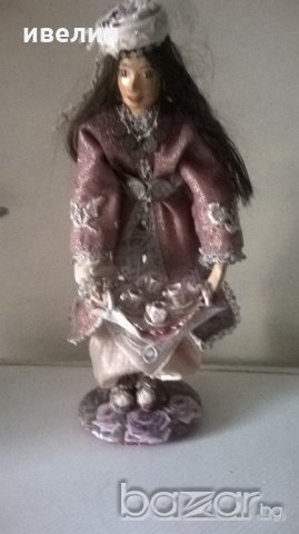 кукла за декорация