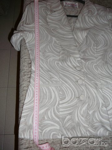 Дамски костюм на фирма Карина - Русе - 46 номер, снимка 7 - Костюми - 7626067