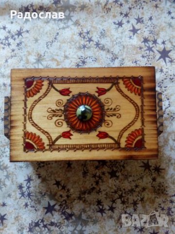 Българска стара дървена кутия, снимка 1 - Декорация за дома - 22522092