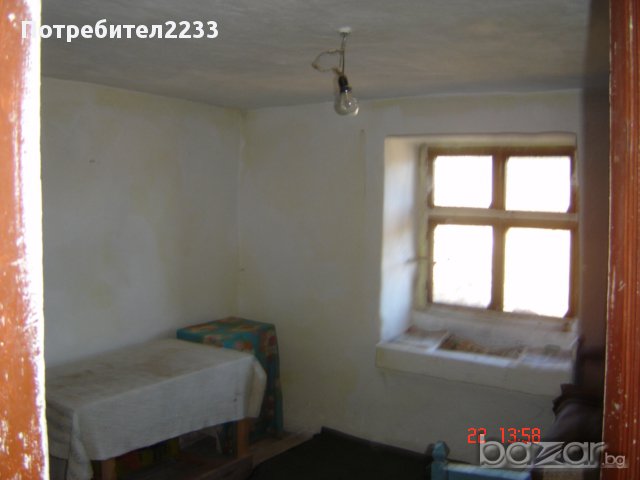 Продавам  каменна къща в с.Зорница 2ет. / двор - 300кв./ ток , вода , асфалтов път , хубава панорама, снимка 6 - Къщи - 13862660