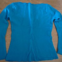 Красив дамски пуловер , снимка 3 - Блузи с дълъг ръкав и пуловери - 19846442