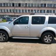 Nissan Pathfinder, снимка 14 - Автомобили и джипове - 11685317