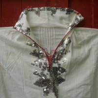 Автентична кенарена риза с бродерия и лоторки. Носия, снимка 2 - Антикварни и старинни предмети - 23748477