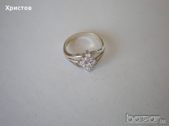 Сребърен пръстен с камъчета, снимка 1 - Пръстени - 18674076