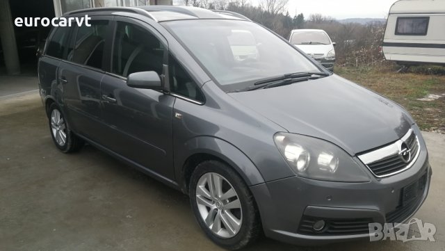 на части Opel Zafira 1.9 CDTI COSMO, снимка 3 - Автомобили и джипове - 23690158
