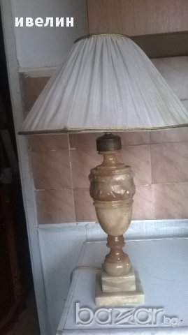 стара нощна лампа от оникс, снимка 2 - Настолни лампи - 15526214