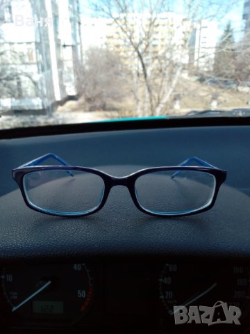 DKNY, снимка 2 - Слънчеви и диоптрични очила - 24372838