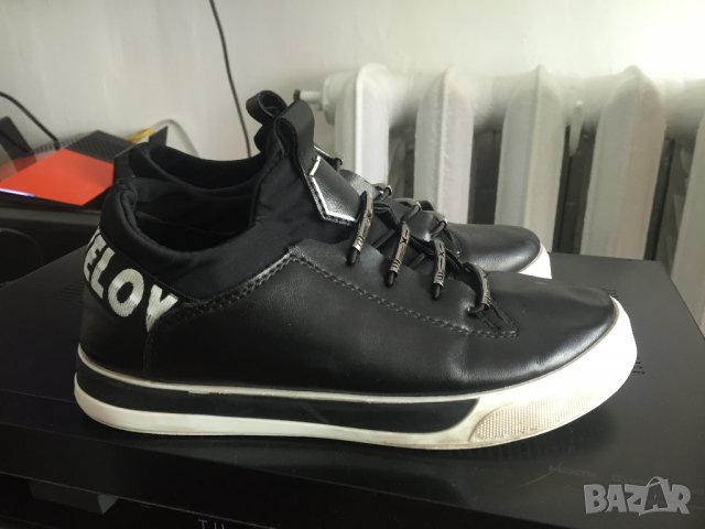 маратонки Love Love Lou