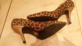 Леопрдови обувки-плюш, снимка 1 - Дамски обувки на ток - 20952197