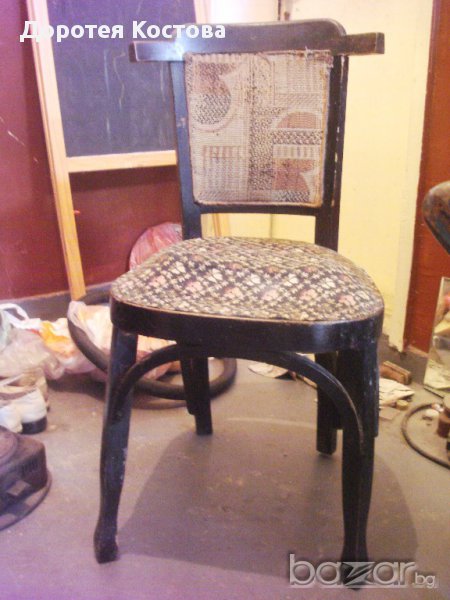 Стар дървен стол, снимка 1