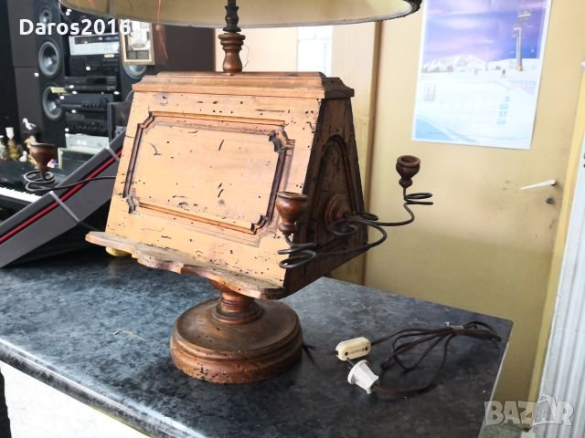 Стара настолна лампа дърво/месинг, снимка 4 - Антикварни и старинни предмети - 24645021