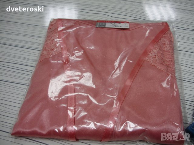 Комплект нощничка с халатче, снимка 15 - Нощници - 13531247