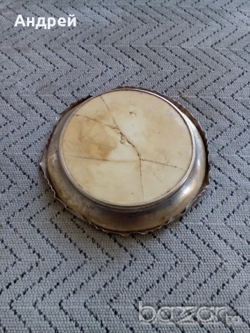 Стар пепелник, снимка 3 - Антикварни и старинни предмети - 21044276