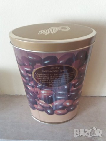 Стара ламаринена кутия от бонбони!, снимка 7 - Други ценни предмети - 22650805