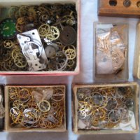 Части за стари ръчни часовници, снимка 11 - Антикварни и старинни предмети - 19592030
