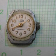 Часовник "Заря" ръчен дамски съветски, снимка 4 - Дамски - 7918515