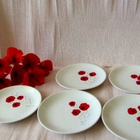 6броя чинии и 7броя цвeтя от хартия маковe, снимка 1 - Декорация за дома - 19722048