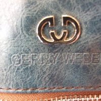 Gerry Weber чисто нова чанта от кожа в синьо, снимка 11 - Чанти - 20794447