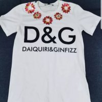 Дамска тениска Dolche Gabbana, снимка 1 - Тениски - 24270397