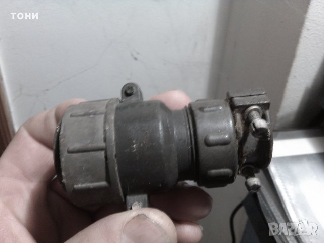 щепселни съединители, снимка 4 - Резервни части за машини - 25086661