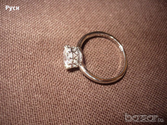 Пръстен Австрийски кристал, снимка 4 - Пръстени - 17933842