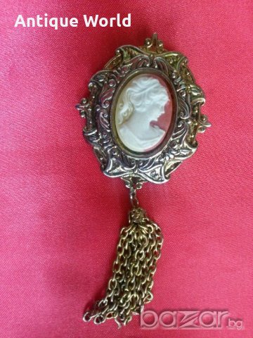 Красива Стара Голяма  Брошка КАМЕЯ