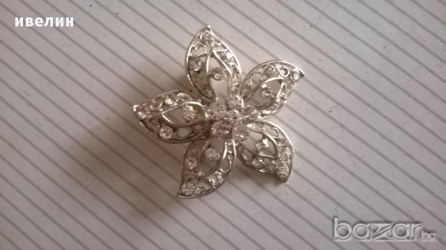 старо бижу-брошка