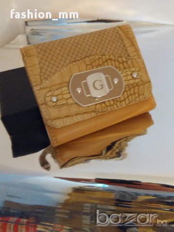 Ново дамско Портмоне guess  beige
