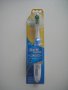 Oral-B Crossаction - Ел.четка - Anti-microbial Battery Toothbrush, снимка 3