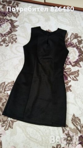 Плътна черна рокля